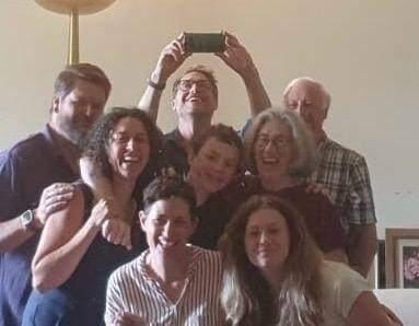 Lovely visit from the kind of old family friend that feels like family 🤗✨Please 